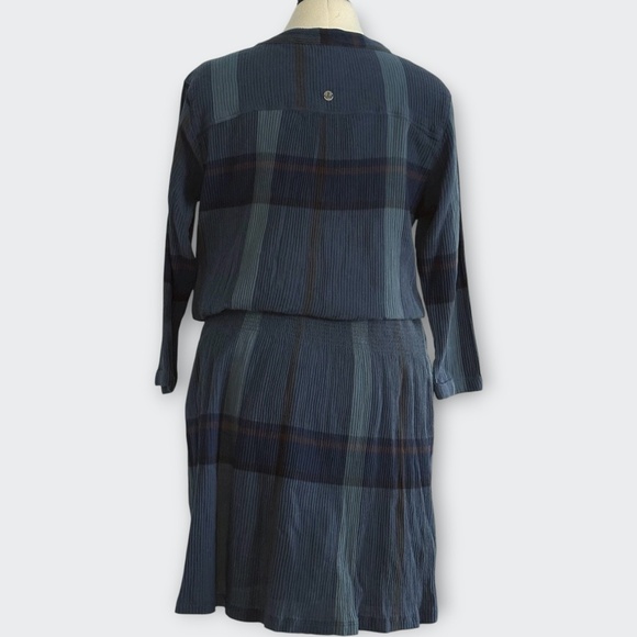 PrAna Sugar Pine Dress Equinox Blue Plaid Smocked Outdoor Organic MEDIUM (READ) - Picture 7 of 12